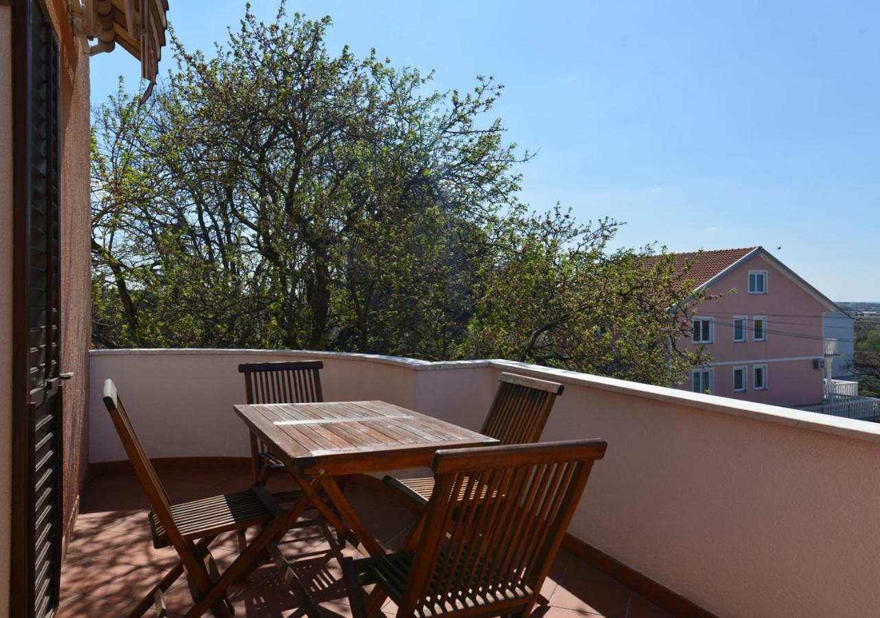 App Cerneka Lägenhet Umag Exteriör bild